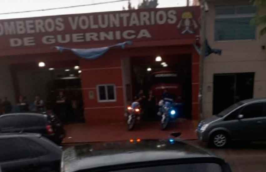 Allanan el cuartel de bomberos de Guernica tras las denuncias