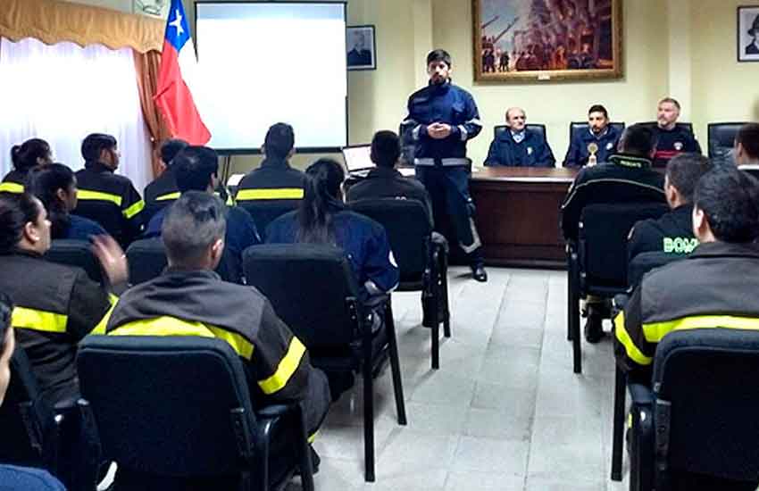 Escuela de Bomberos de Temuco comenzó su primer semestre de clases