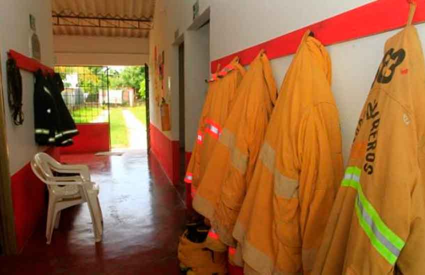 Bomberos de Marialabaja entrarían en paro por falta de recursos