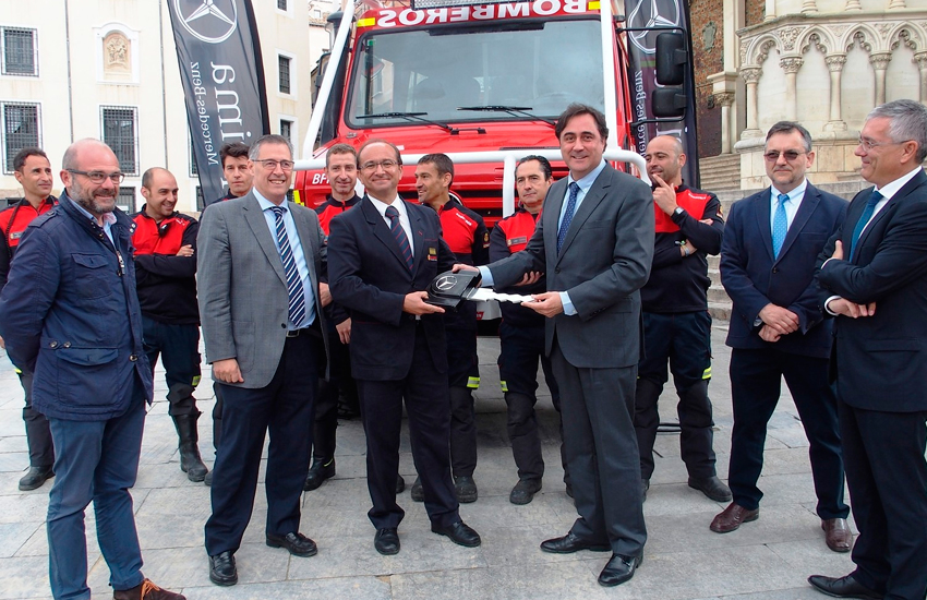 Bomberos de Cuenca cuenta con un nuevo camión