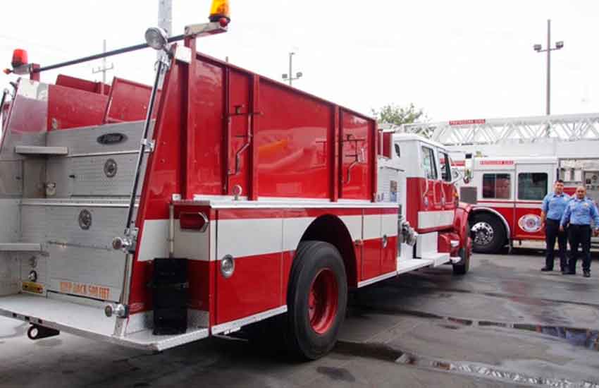 Festejarán Bomberos su día con dos unidades nuevas