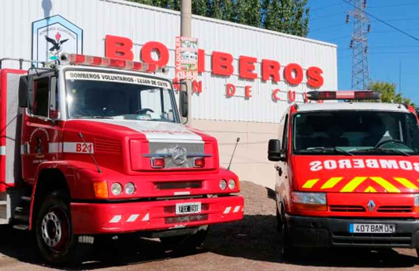 Bomberos Voluntarios de Luján festejan 50 años