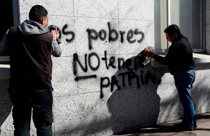 Edificio de Bomberos fue rayado por desconocidos