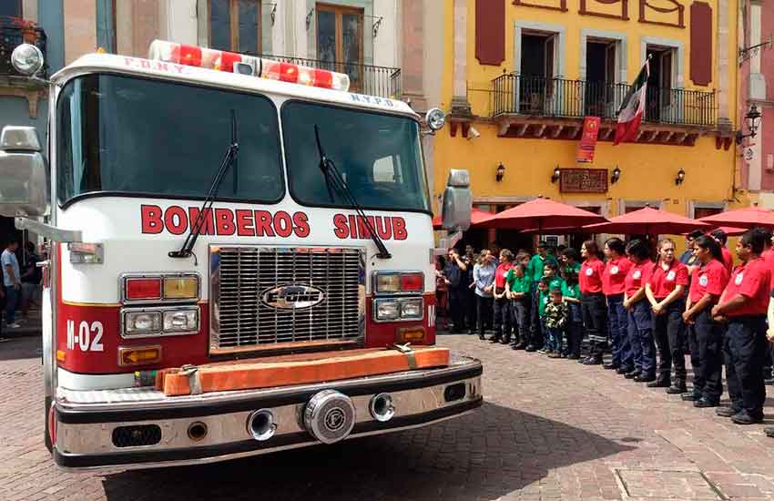 Bomberos SIMUB Voluntarios adquirió un camión motobomba
