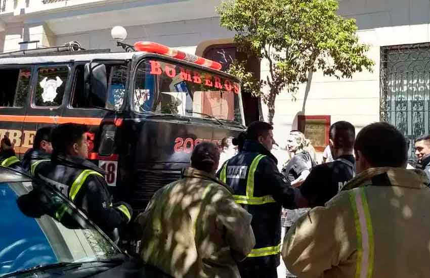 Concejales aprueban la compra de un camión para los Bomberos