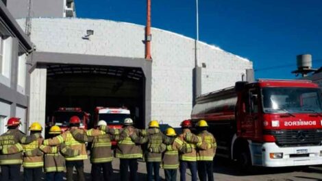 Cancelan histórica deuda con Bomberos Voluntarios