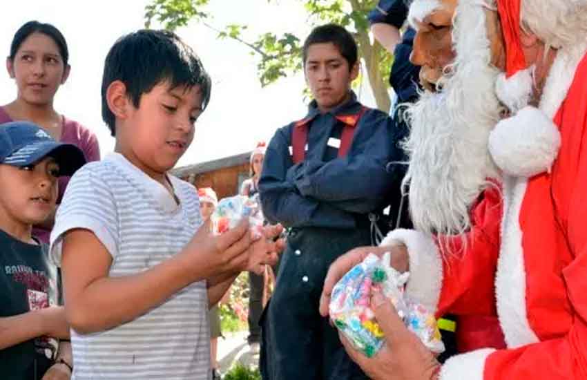 Bomberos Voluntarios lanzaron campaña para Navidad