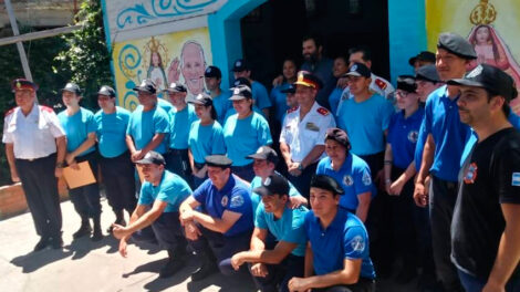 Presentación de los Bomberos Voluntarios de Flores