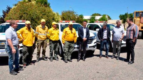 Defensa Civil adquirió 4 nuevas camionetas