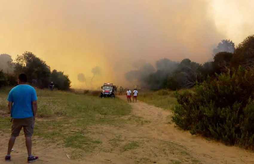 Está controlado el incendio de Villa Gesell