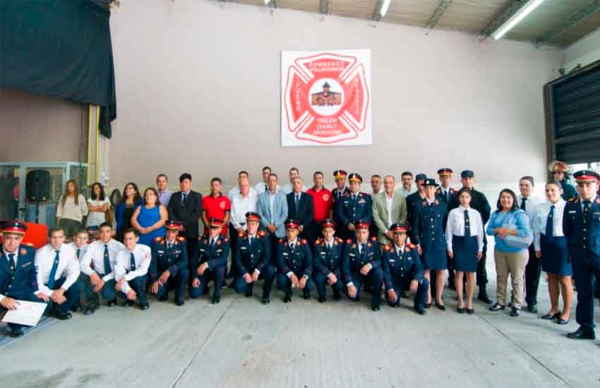 Bomberos de Trelew realizaron el festejo de su 43° Aniversario