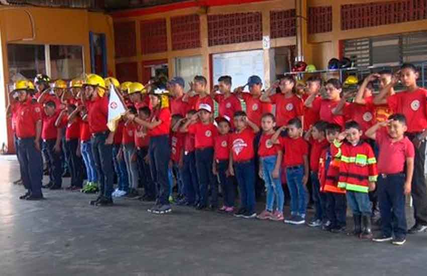 Brigada Infantil de Bomberos celebra 24 aniversario