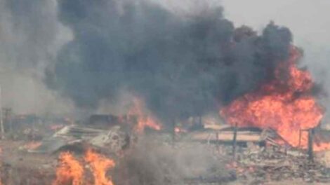 Incendio en almacén de reciclaje deja dos bomberos gravemente heridos