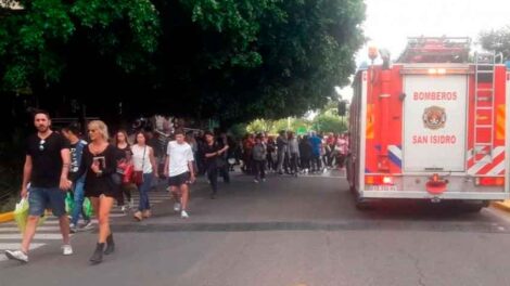 Evacuaron el shopping Unicenter por una amenaza de bomba