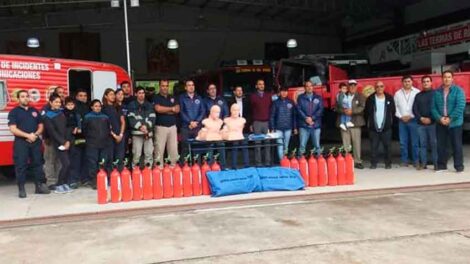 Bomberos Presentaron nuevo equipo y variedad de herramientas