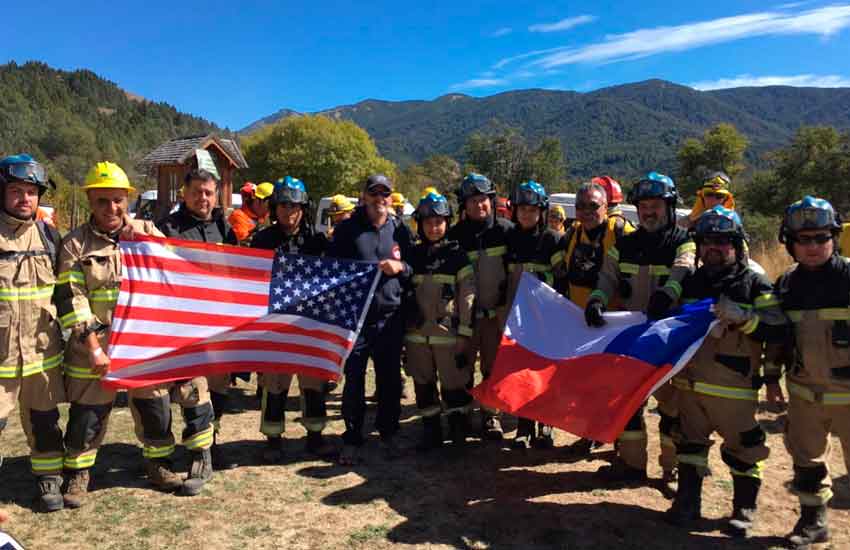 Bomberos de Temuco se especializan en combate de incendios forestales
