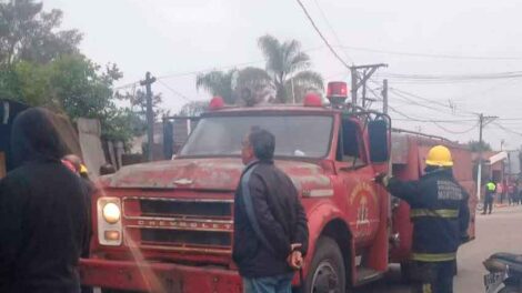 Por un desperfecto mecánico los Bomberos llegaron tarde a un incendio