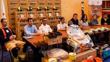 Bomberos de Calama recibió 500 nuevos equipos e implementos