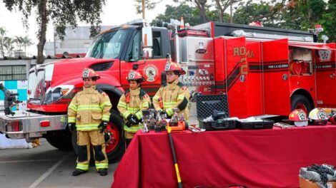 Entregan modernas unidades a Bomberos de la compañía Roma N° 2