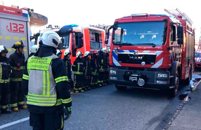 Tercera compañía de Bomberos de Puerto Montt recibió nuevo carro