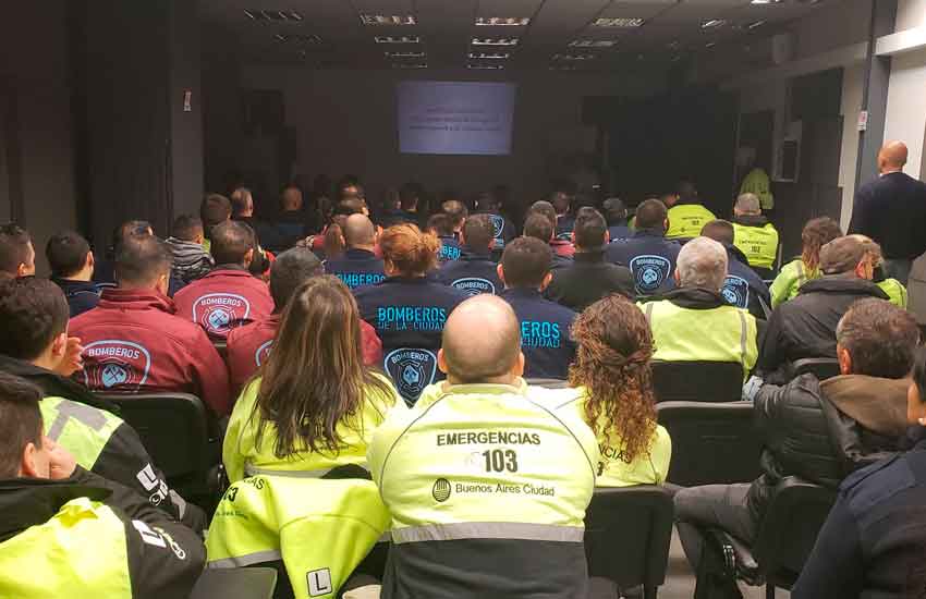 El servicio de emergencias de Israel realizó un ejercicio con Bomberos de Buenos Aires