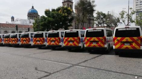 Bomberos Voluntarios con nueva flotilla de ambulancias