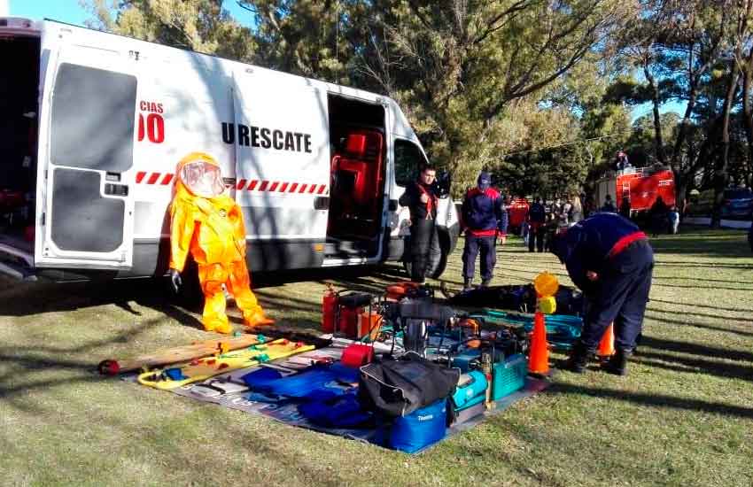 Bomberos Voluntarios de Pigüé celebran su aniversario con una exhibición 