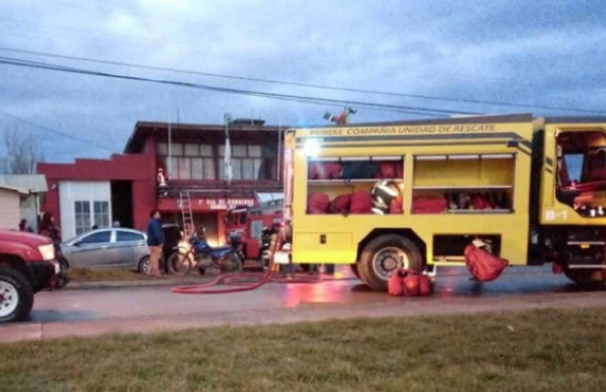 Se incendió Cuartel mientras sepultaban a bombero en Puerto Natales