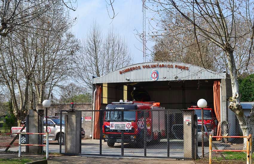 Bomberos voluntarios anunciaron cese de actividades