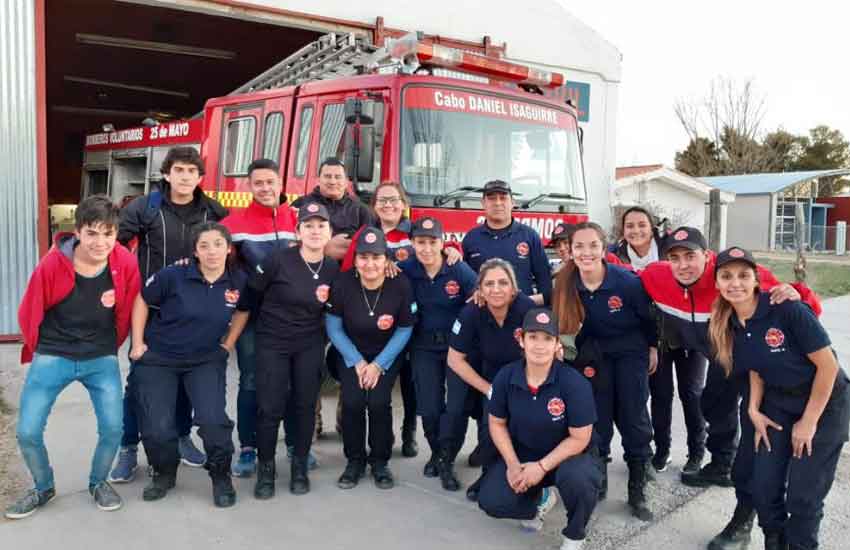 El Cuartel de Bomberos de 25 de Mayo recibió una autobomba