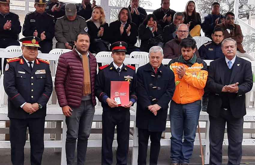 Presidente del Consejo Nacional felicitó a los Bomberos de Santa María