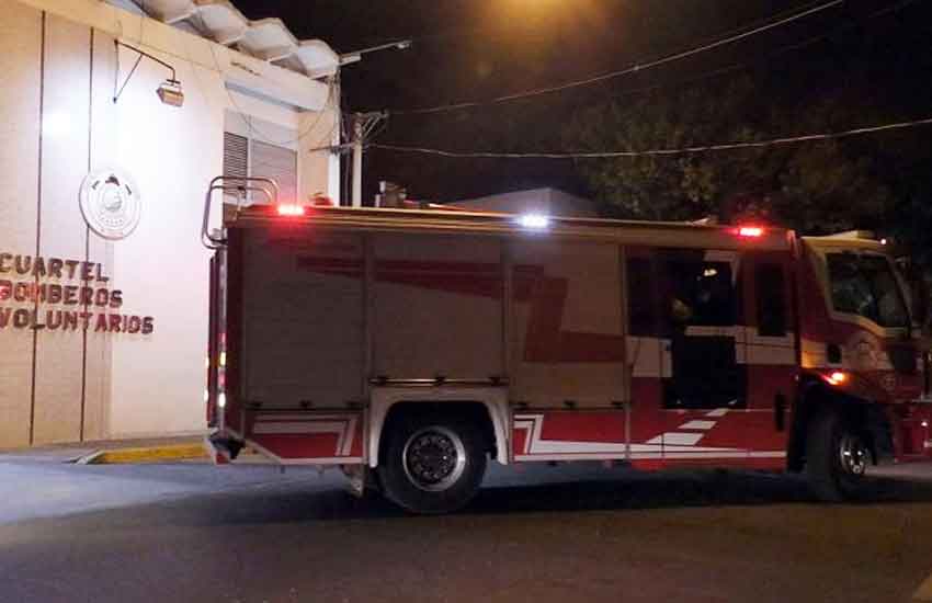 Bomberos de Casilda abandonaron incendio por falta de apoyo policial
