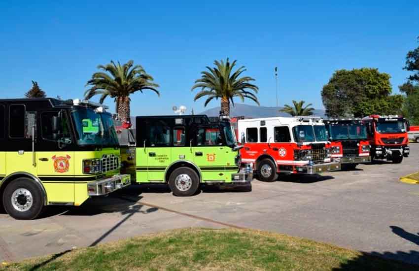 Bomberos de Tocopilla y Calama recibieron nuevos carros bomba