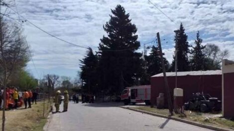 Chocó contra el cuartel cuando los bomberos se capacitaban en “Rescate vehicular”