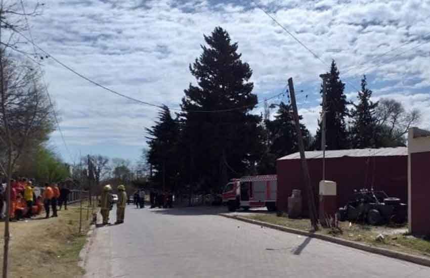 Chocó contra el cuartel cuando los bomberos se capacitaban en “Rescate vehicular”