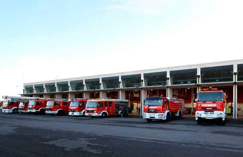 Siete bomberos se incorporan al parque de Santander