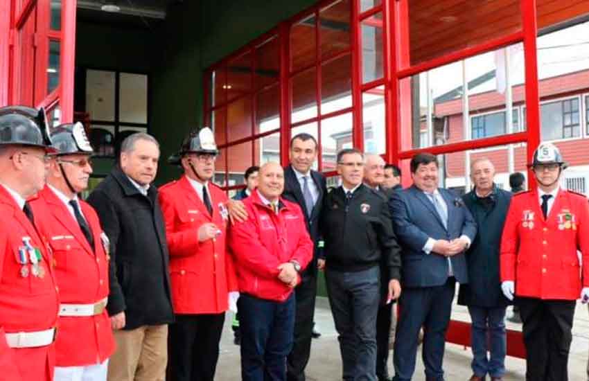 El cuerpo de Bomberos de Castro inauguran nuevo cuartel