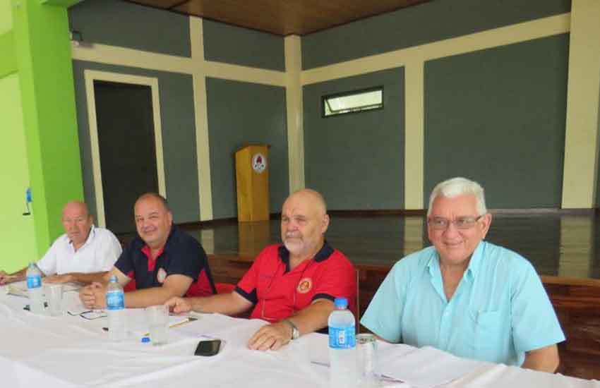 Federación de Bomberos Voluntarios ratificó su conducción