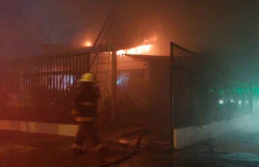 Cinco adultos mayores mueren tras incendio en hogar de ancianos