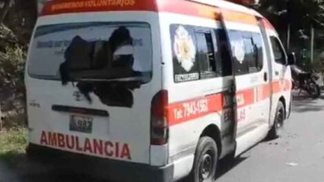 Atacan ambulancia de Bomberos cuando trasladaba herido