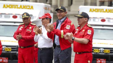 Entregan unidades para reforzar labor de los bomberos