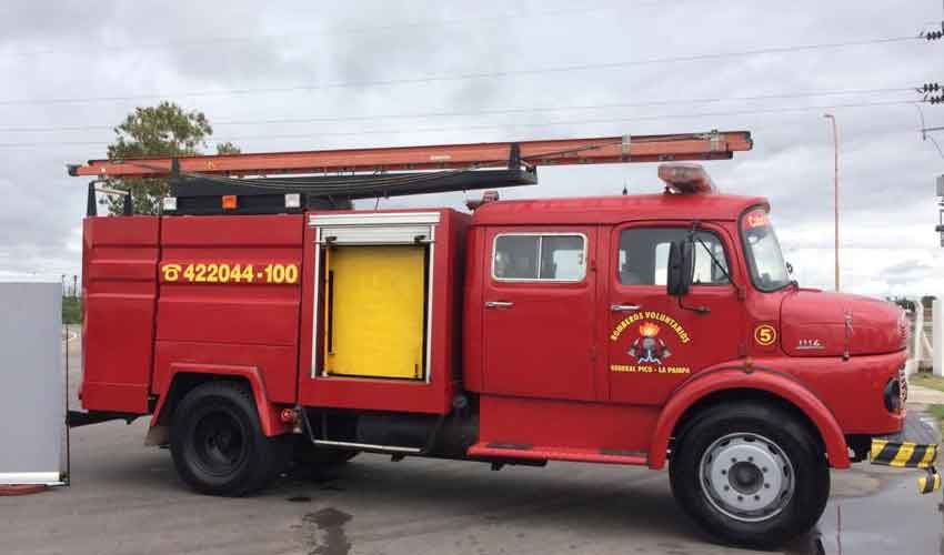 Bomberos Voluntarios de General Pico recuperan autobomba