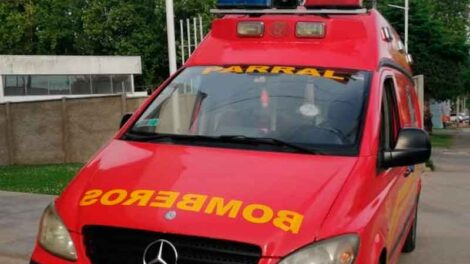 Ambulancia de Bomberos de Parral fue apedreada en Talca