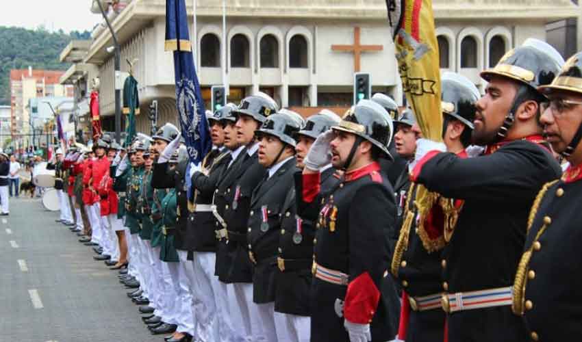 Cuerpo de Bomberos de Temuco celebró su aniversario 121