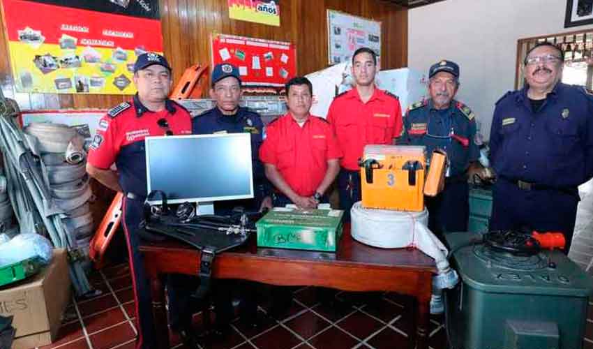 Bomberos de Nicaragua reciben donativo desde Hamburgo