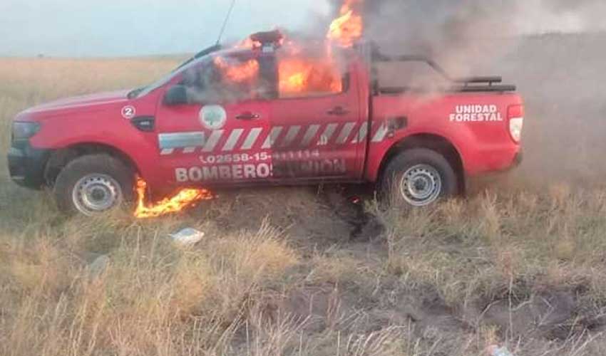 Bomberos Voluntarios Unión pierden camioneta en incendio