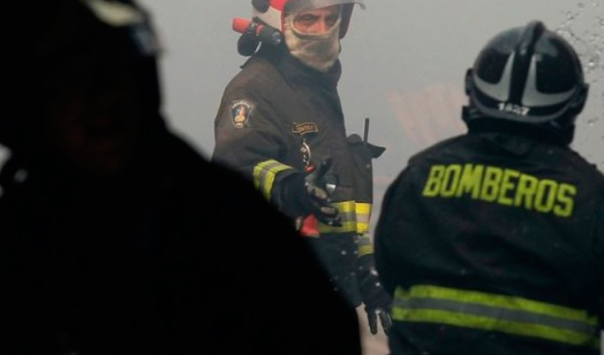 Tres bomberos fueron golpeados por mujer tras concurrir a llamado