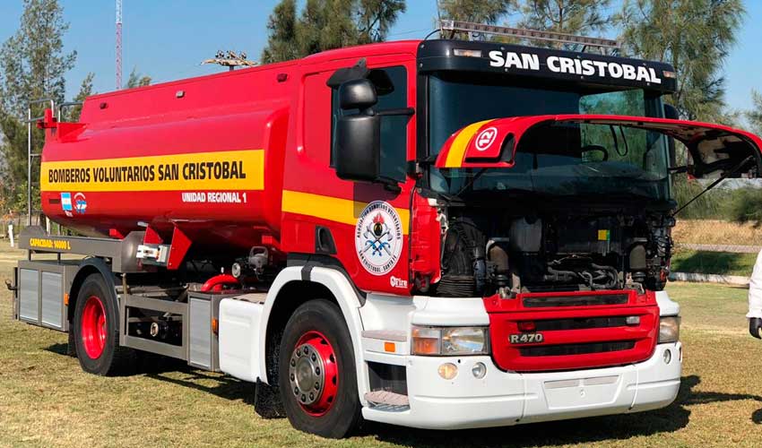 Bomberos de San Cristóbal sumó un camión cisterna