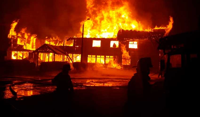  Incendio destruye hogar de menores en Osorno