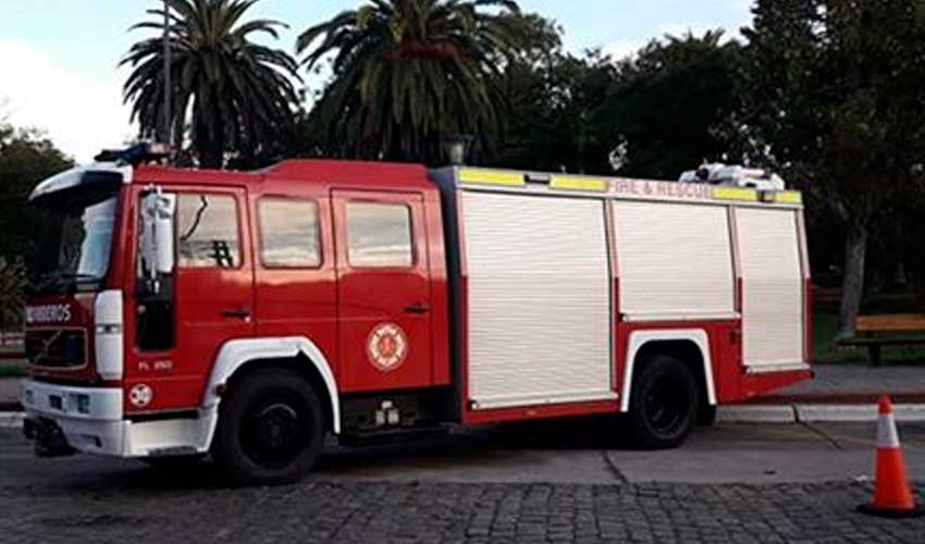 Bomberos Voluntarios de Coronel Dorrego con nueva autobomba